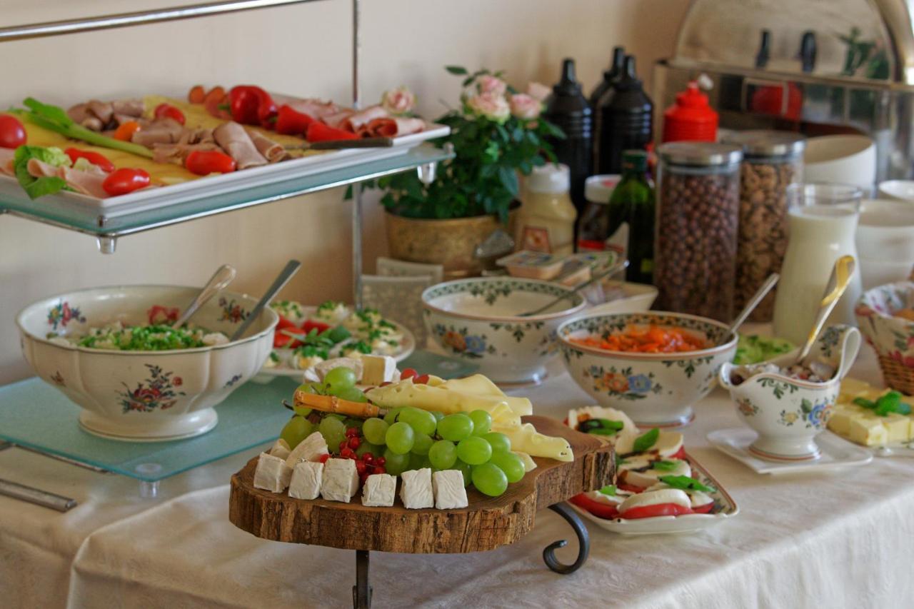 Czapla Stare Sady Bed & Breakfast Mikolajki  Exterior photo
